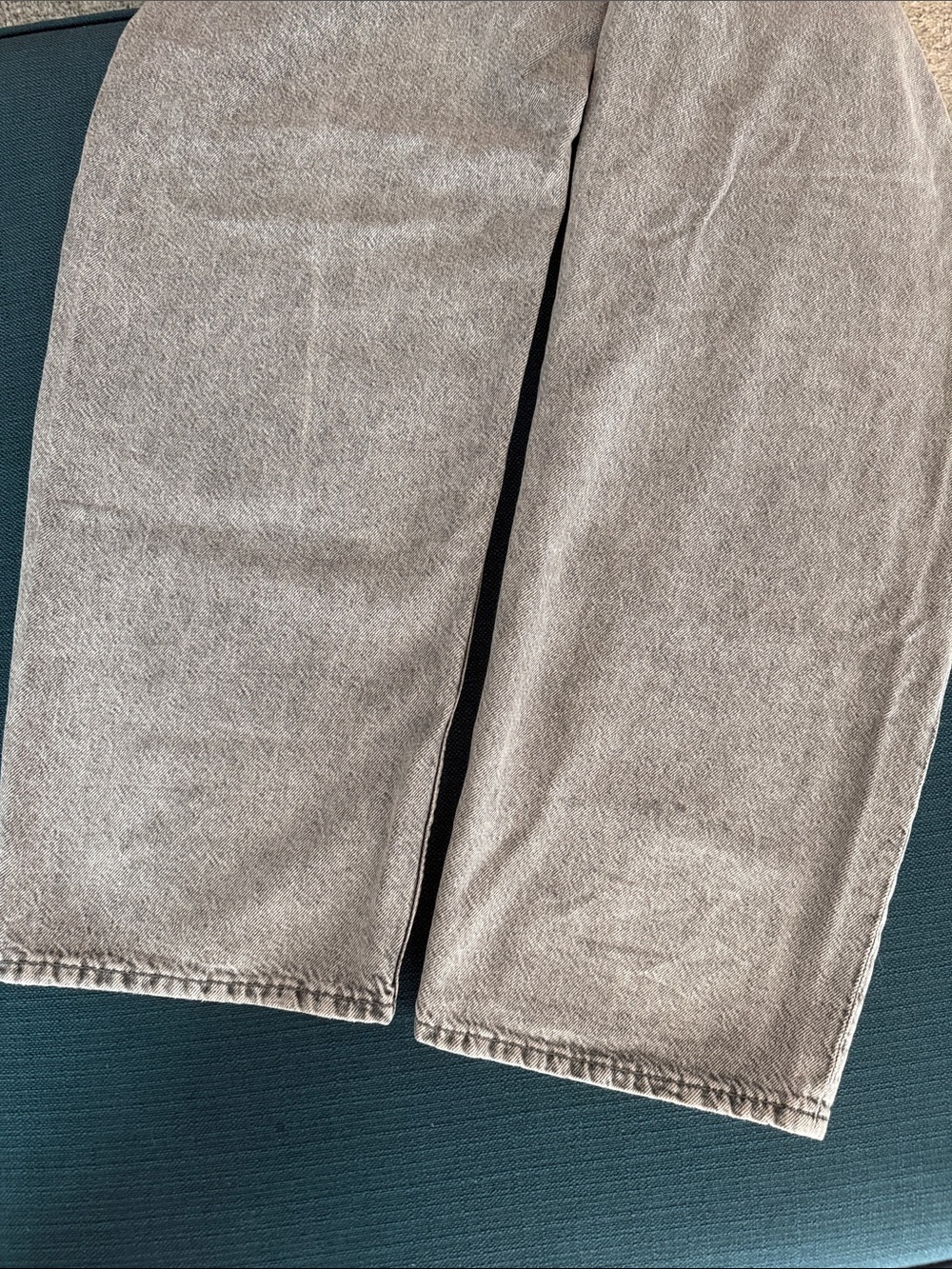 Ultra Wide Baggy Gray Wash Jeans - Picture 8 of 9